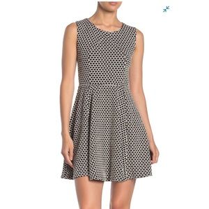 Papillon Geometric Crew Neck Fit & Flare Dress Size XL